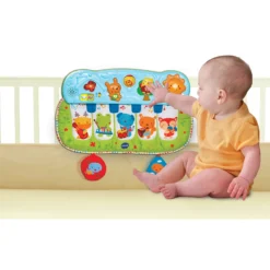 VTECH BABY Tap Tap Piano Des P'tits Copains - Piano Interactif -VTech Jouets Soldes Magasin 158105 tap tap piano1
